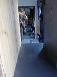 0961812f