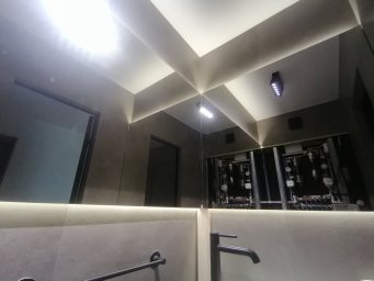 b8dd5066